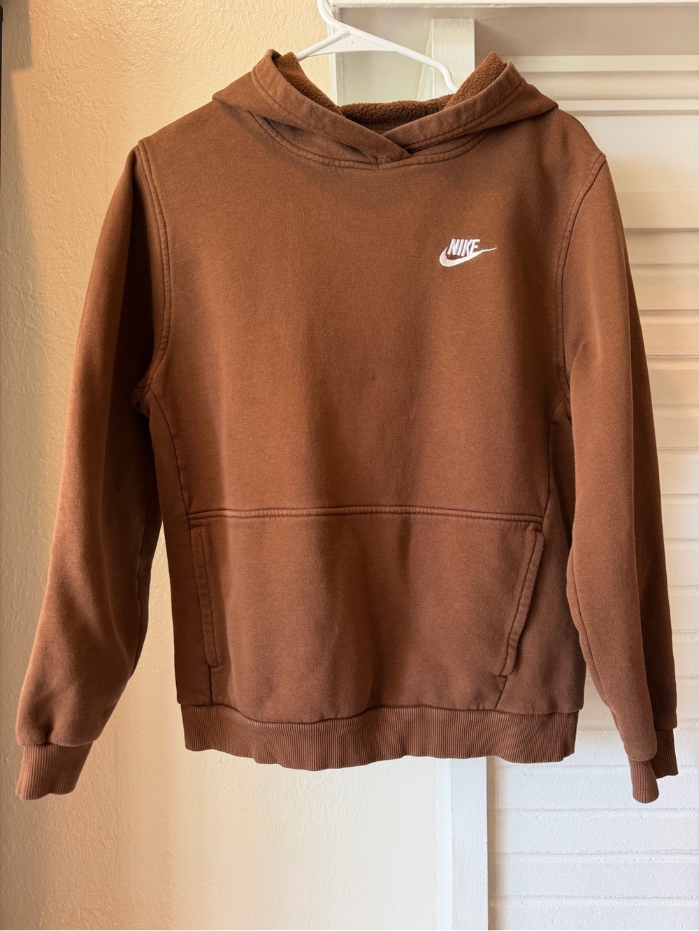 Nike Girls XL Brown Fleece Pullover Hoodie Swoosh Women’s XS
